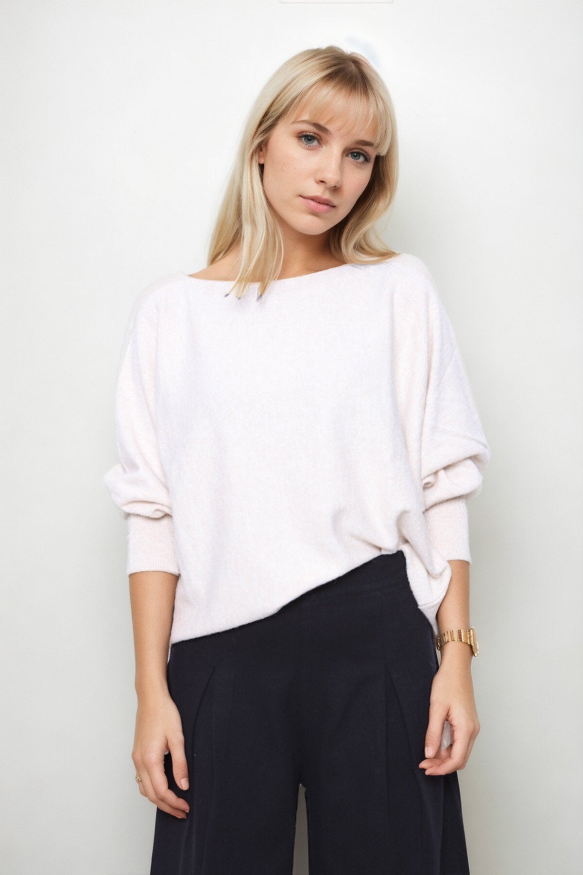Geniş Yaka Yarasa Kol Oversize Triko Bluz