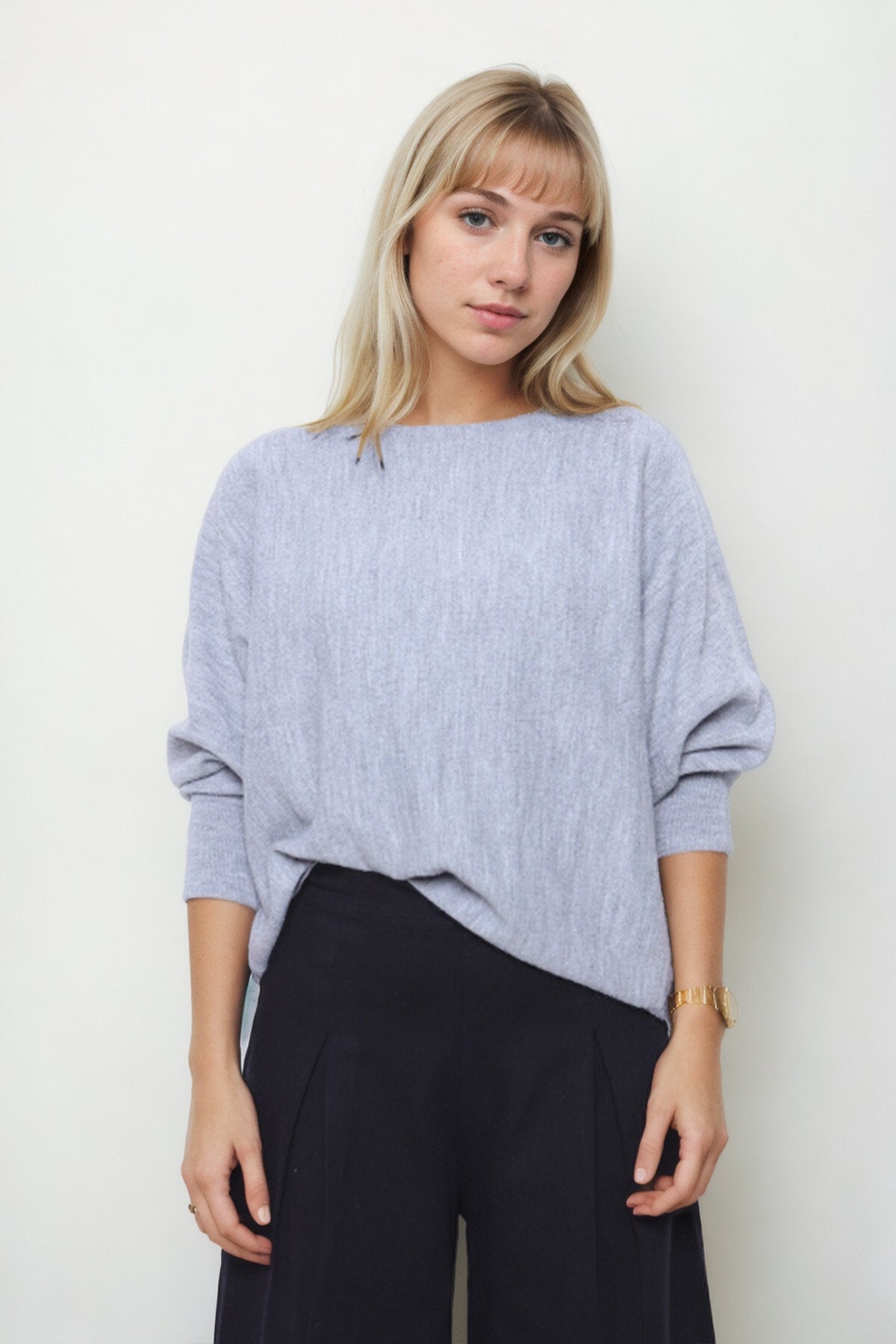Geniş Yaka Yarasa Kol Oversize Triko Bluz