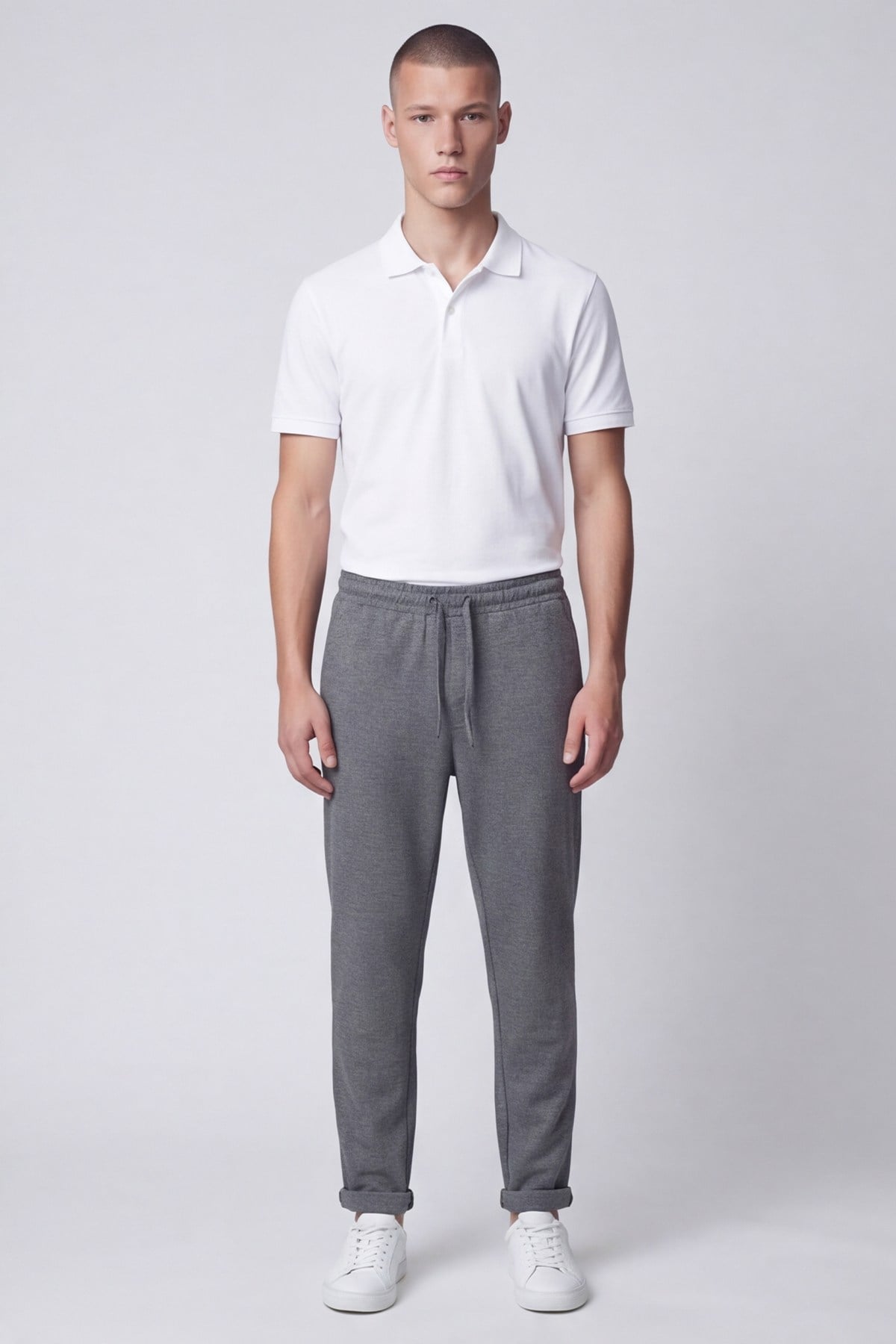 Giotelli Erkek Gri Dar Kesim Slim Fit Viskon Dokuma Yan Cep Lastikli Bel Pantolon