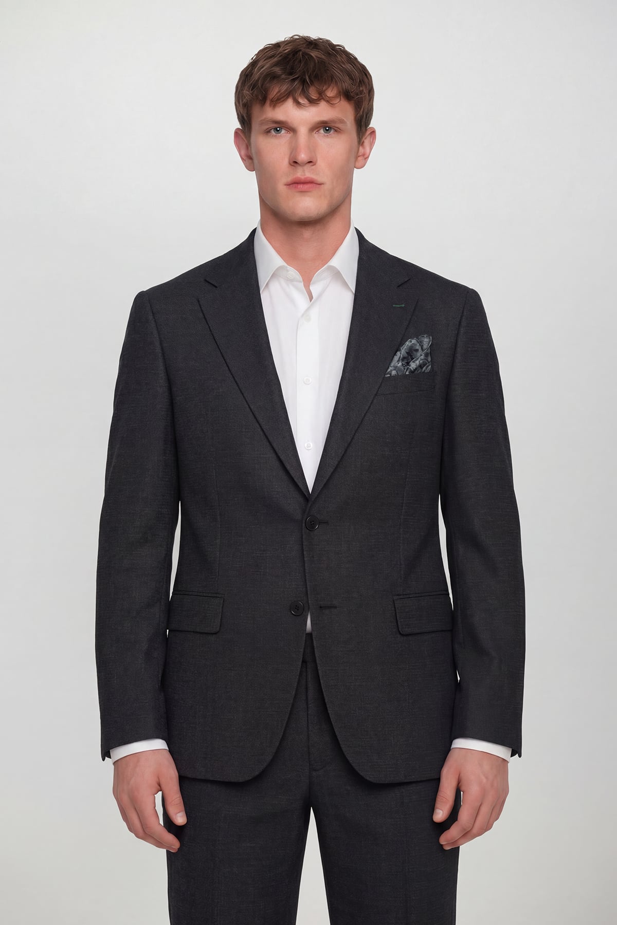 Giotelli Erkek Siyah Dar Kesim Slim Fit Viskon Fleto Kapaklı Cep Klasik Yaka 6 Drop Takım Elbise