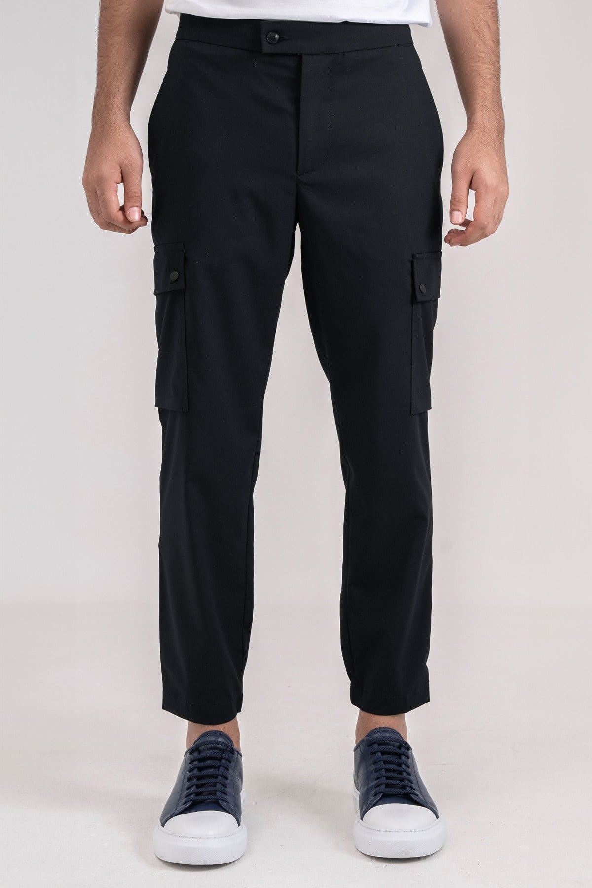 Giotelli Erkek Siyah Dar Kesim Slim Fit Viskon Dokuma Kargo Cep Normal Bel Pantolon