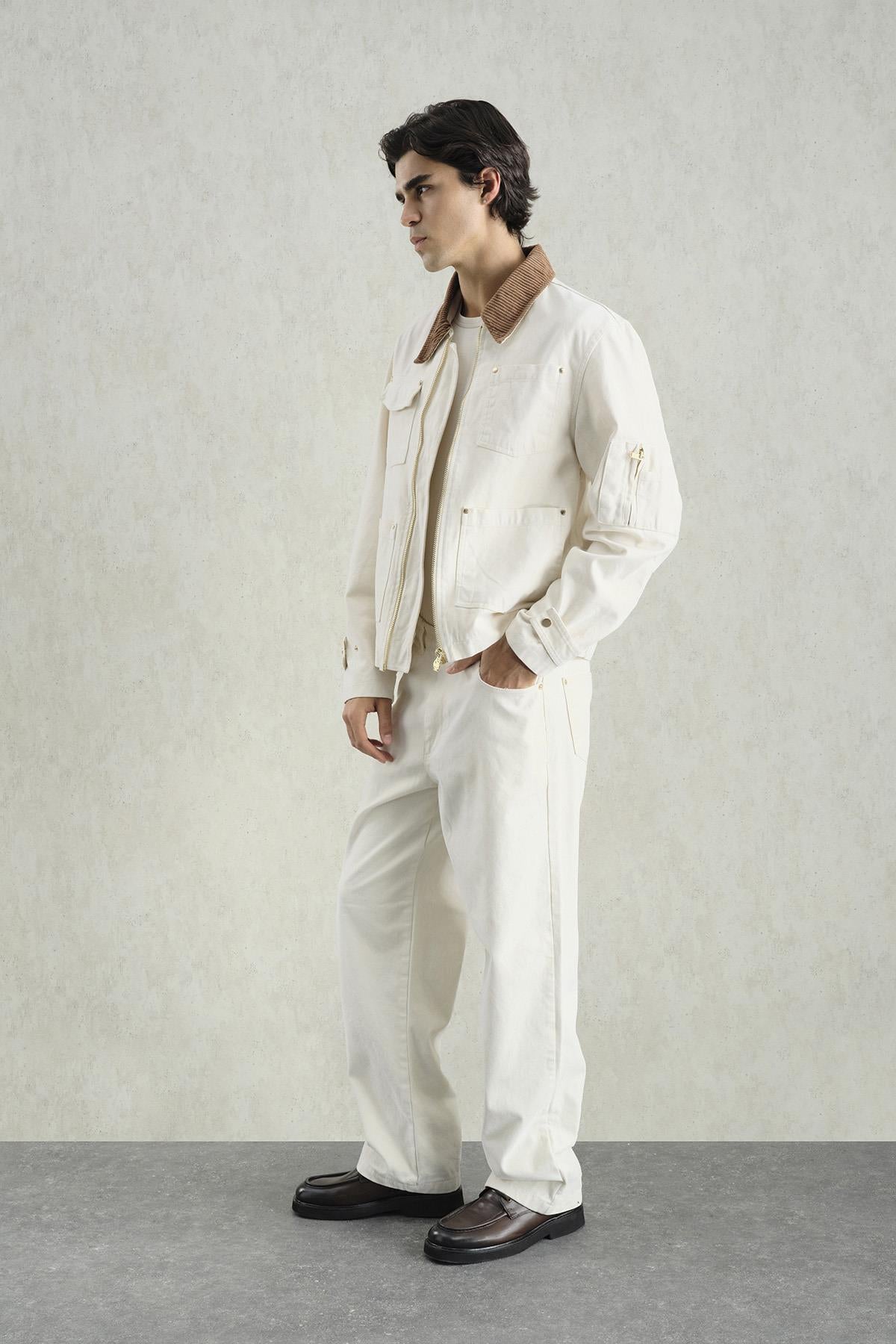 GOLD DETAYLI EKRU CEKET