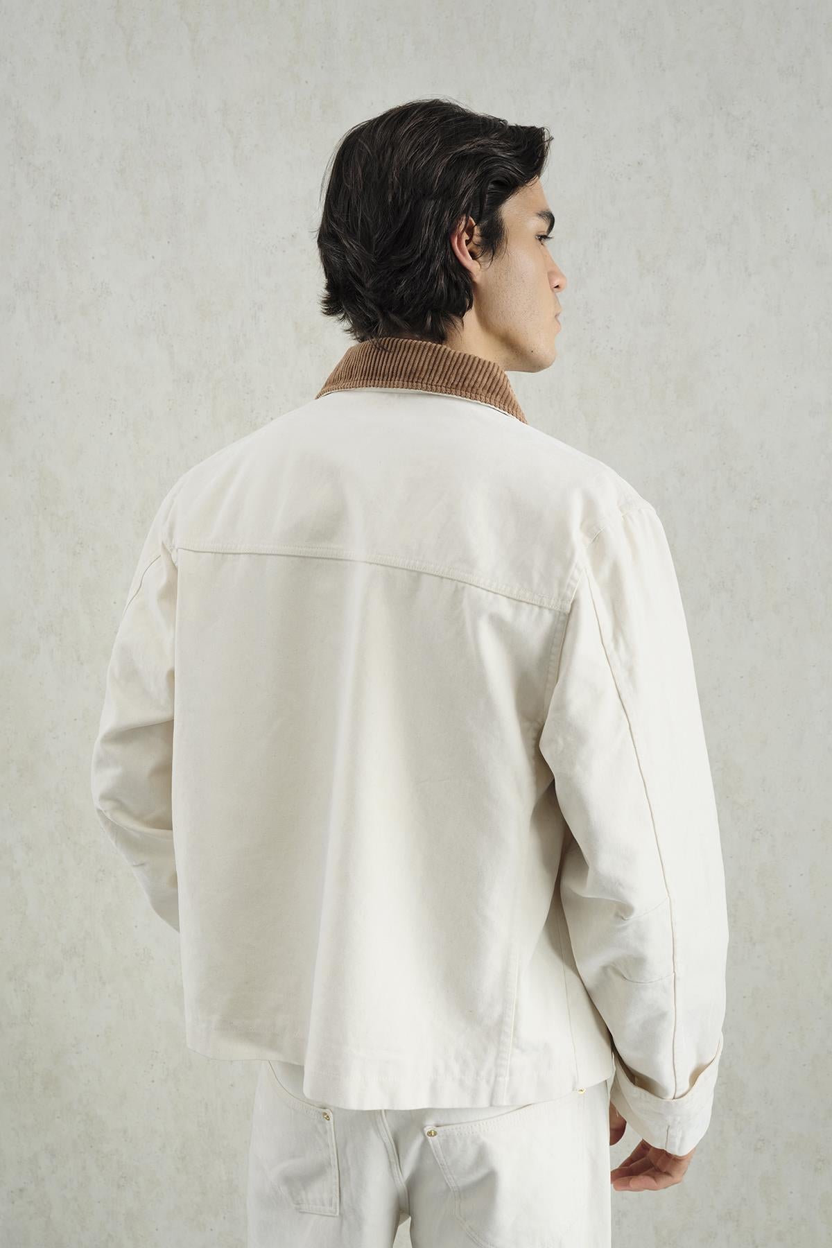 GOLD DETAYLI EKRU CEKET