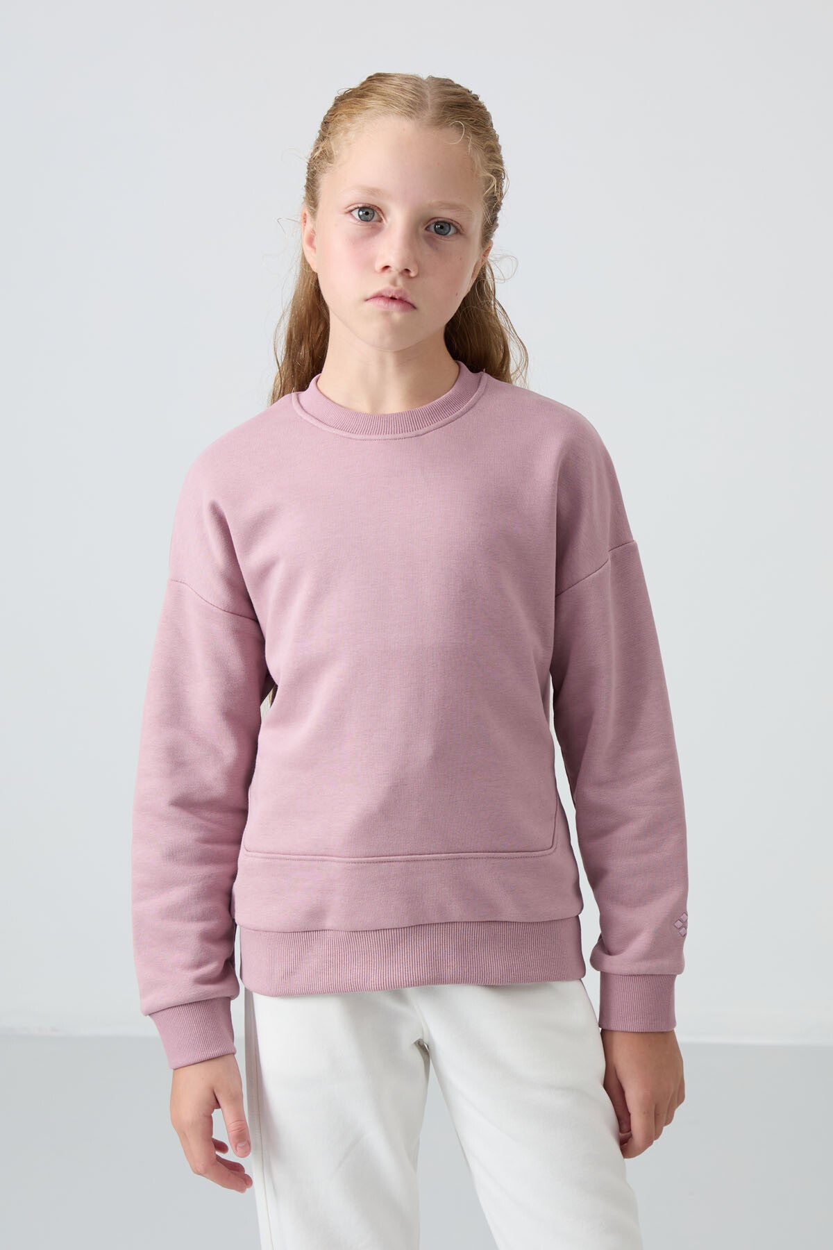 Gül Kurusu Pamuklu İçi Tüylü Yumuşak Dokulu Oversize Nakışlı Kız Çocuk Sweatshirt - 75150