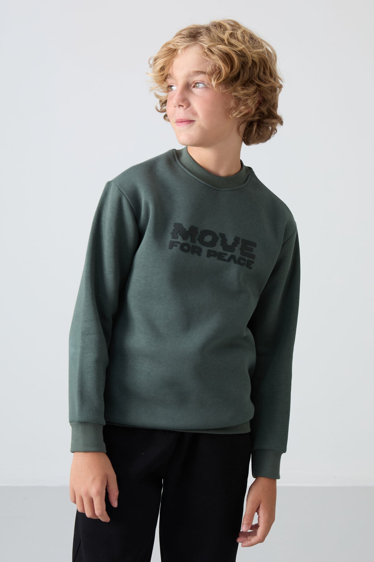 Haki Pamuklu Kalın İçi Tüylü Yumuşak Dokulu Standart Fit Baskılı Erkek Çocuk Sweatshirt - 11216