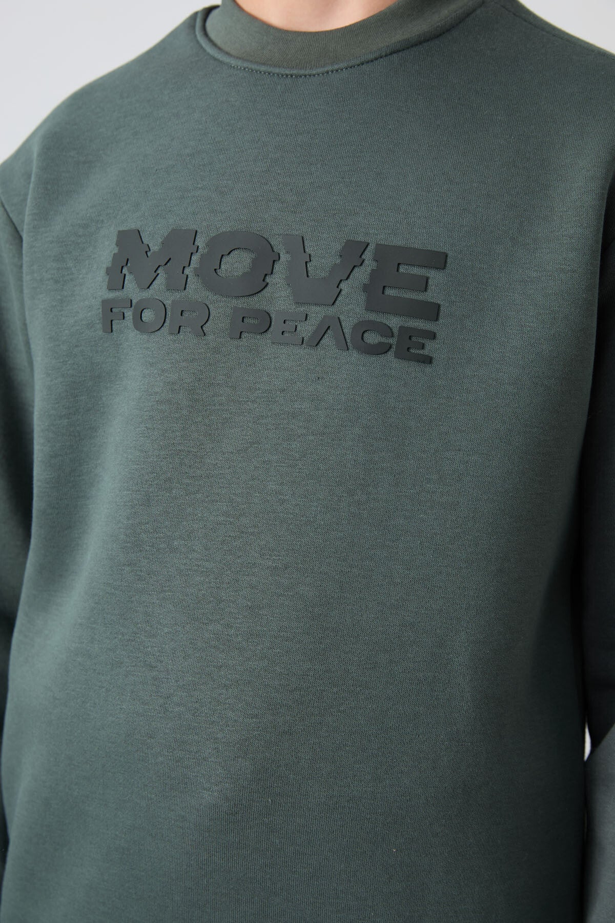 Haki Pamuklu Kalın İçi Tüylü Yumuşak Dokulu Standart Fit Baskılı Erkek Çocuk Sweatshirt - 11216