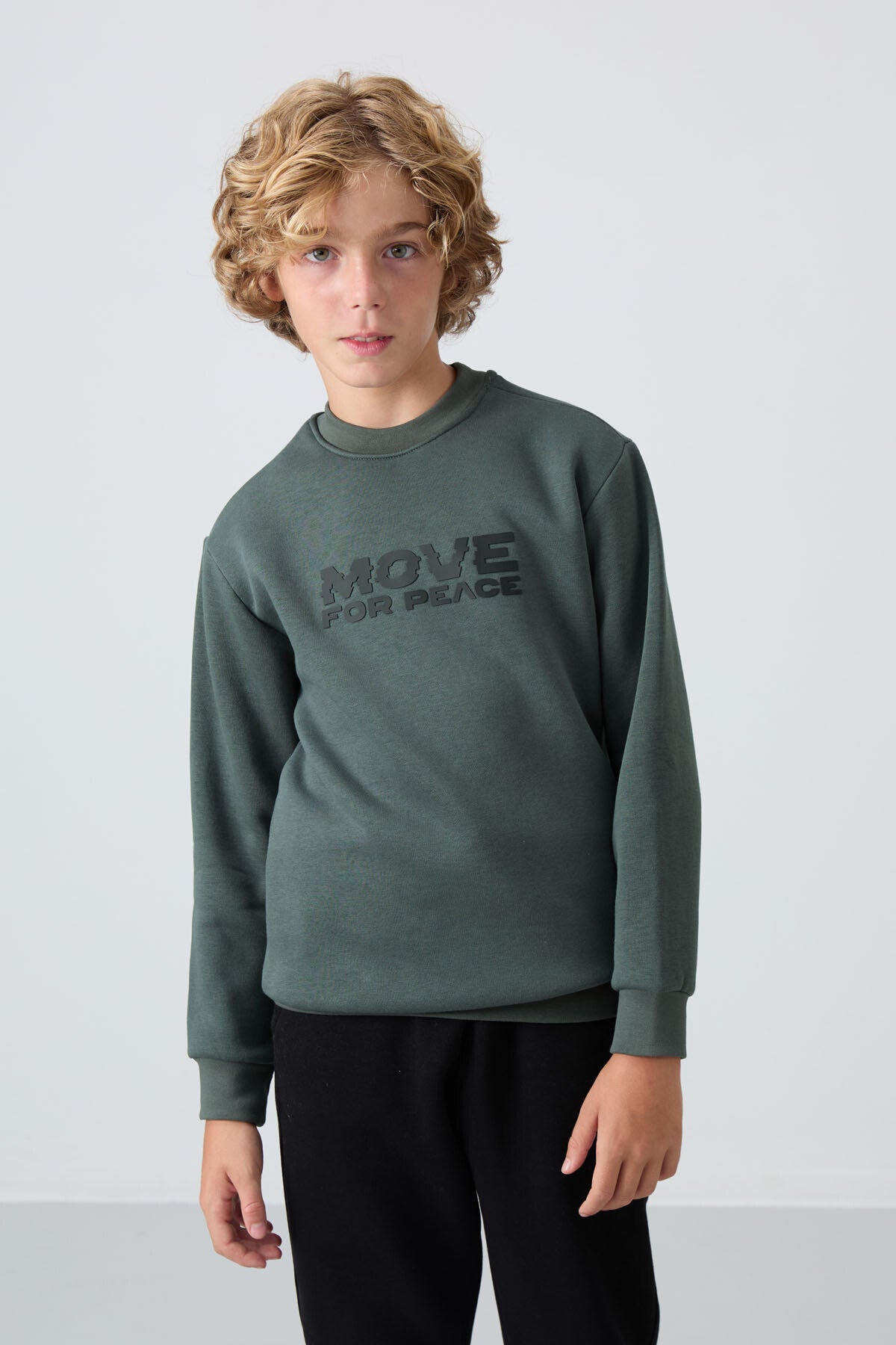 Haki Pamuklu Kalın İçi Tüylü Yumuşak Dokulu Standart Fit Baskılı Erkek Çocuk Sweatshirt - 11216