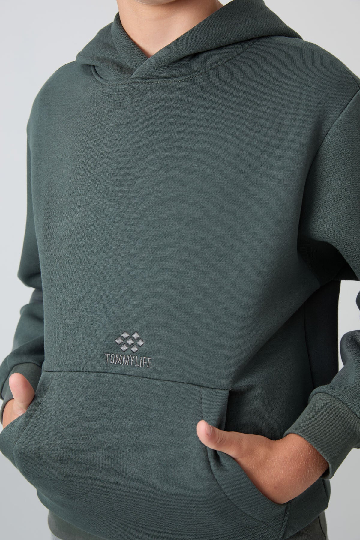 Haki Pamuklu Kalın İçi Tüylü Yumuşak Dokulu Standart Fit Baskılı Erkek Çocuk Sweatshirt - 11215