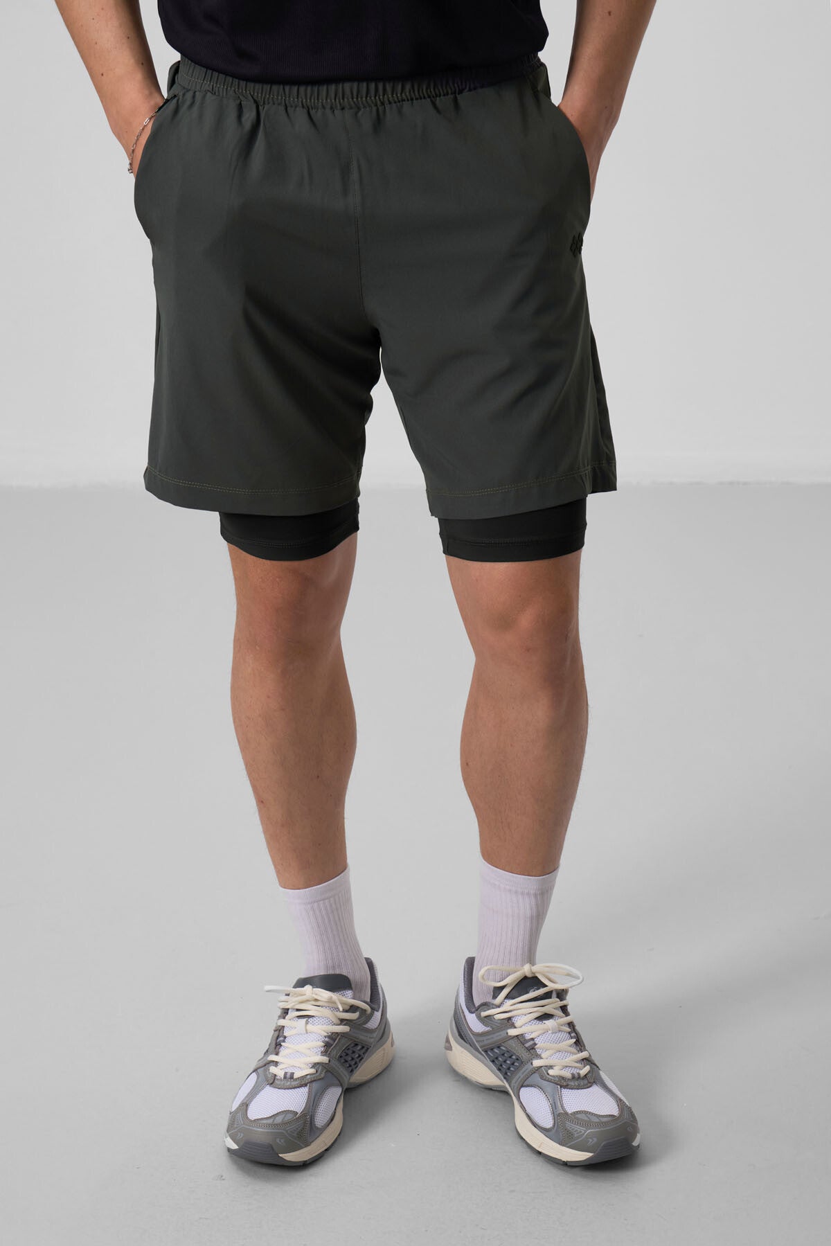 Haki İnce Yumuşak Standart Fit Erkek Taytlı Şort - 81287