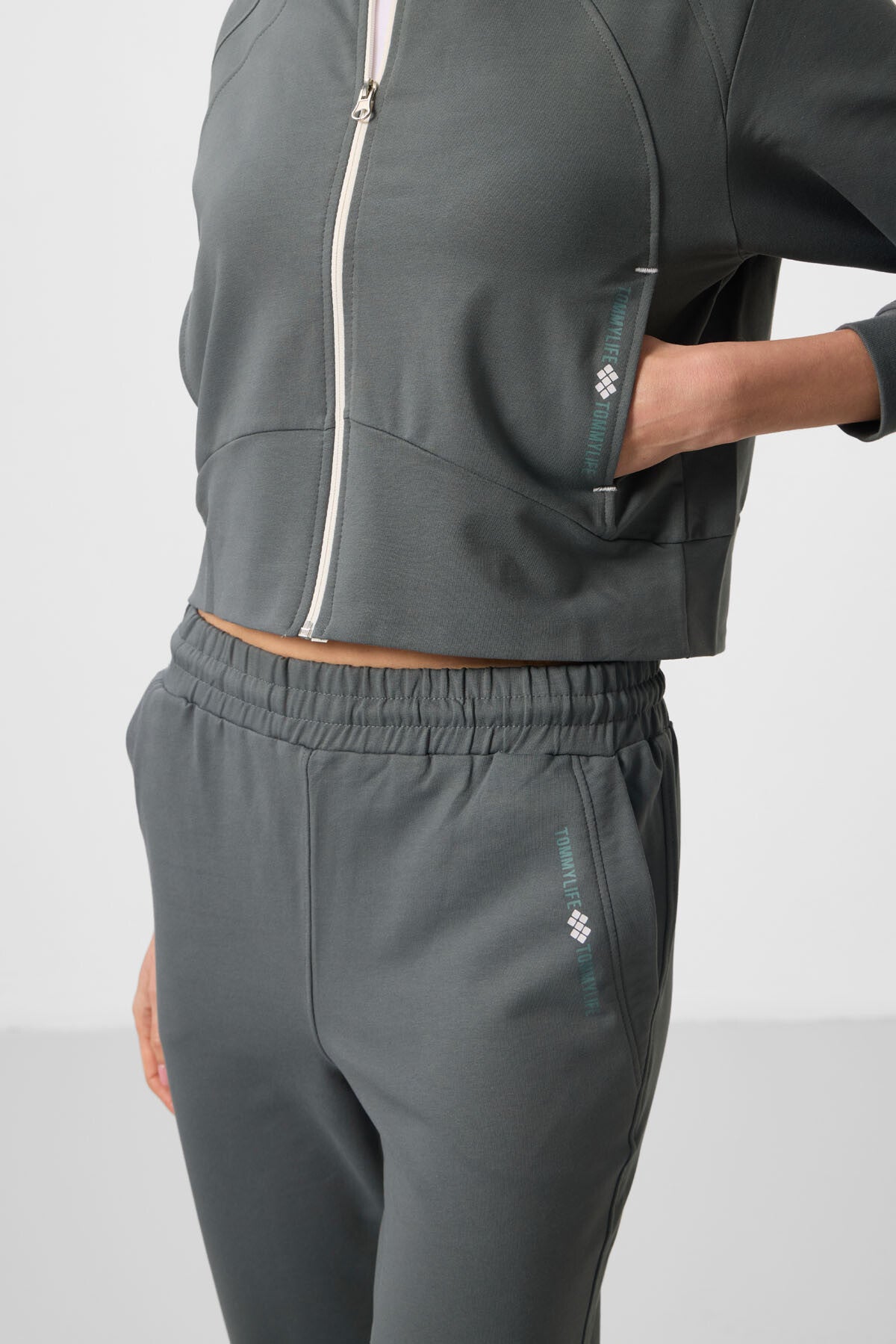 Haki Kapüşonlu Fermuarlı Oversize Kadın Eşofman Takım - 95328