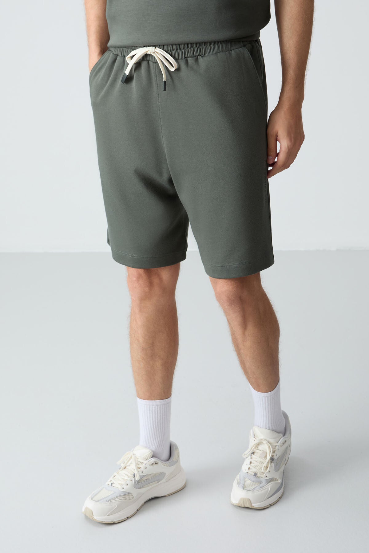 Haki Pamuklu Kalın Yumuşak Dokulu Oversize Fit Basic Erkek Şort Takım - 85257