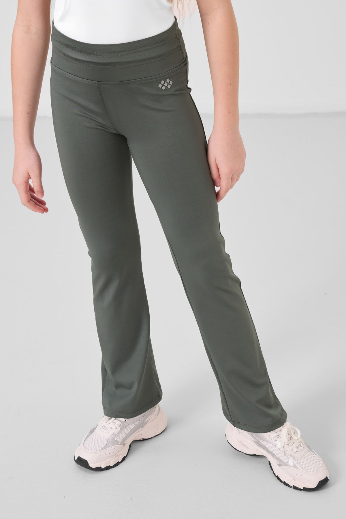 Haki Esnek Standart Fit Basic Performans İspanyol Paça Kız Çocuk Tayt - 75193