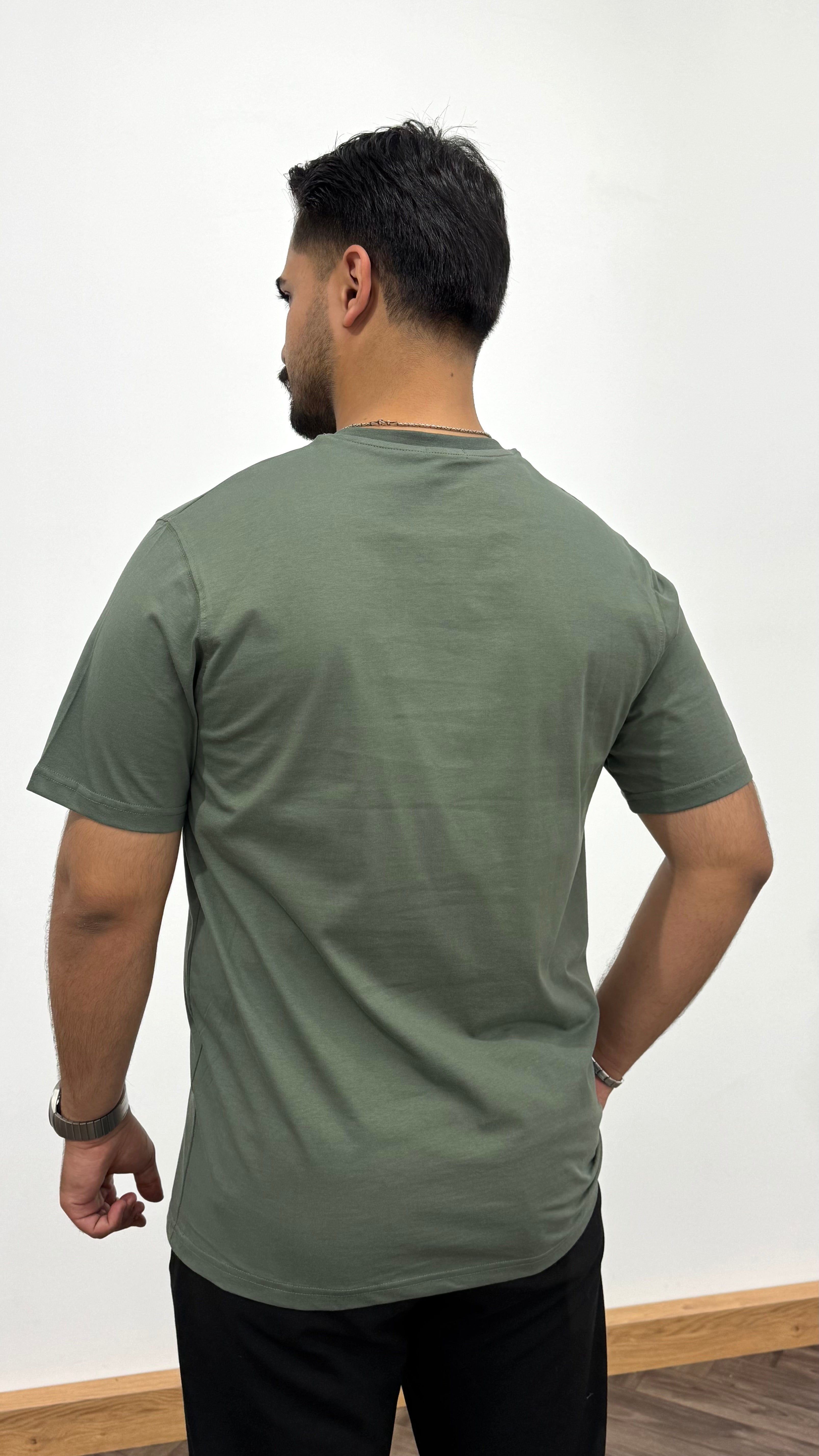 BİSİKLET YAKA NAKIŞ BASKILI TSHİRT