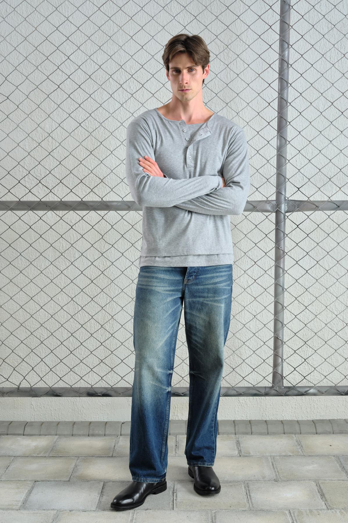 İÇİ ATLETLİ UZUN KOL GRİ T-SHIRT