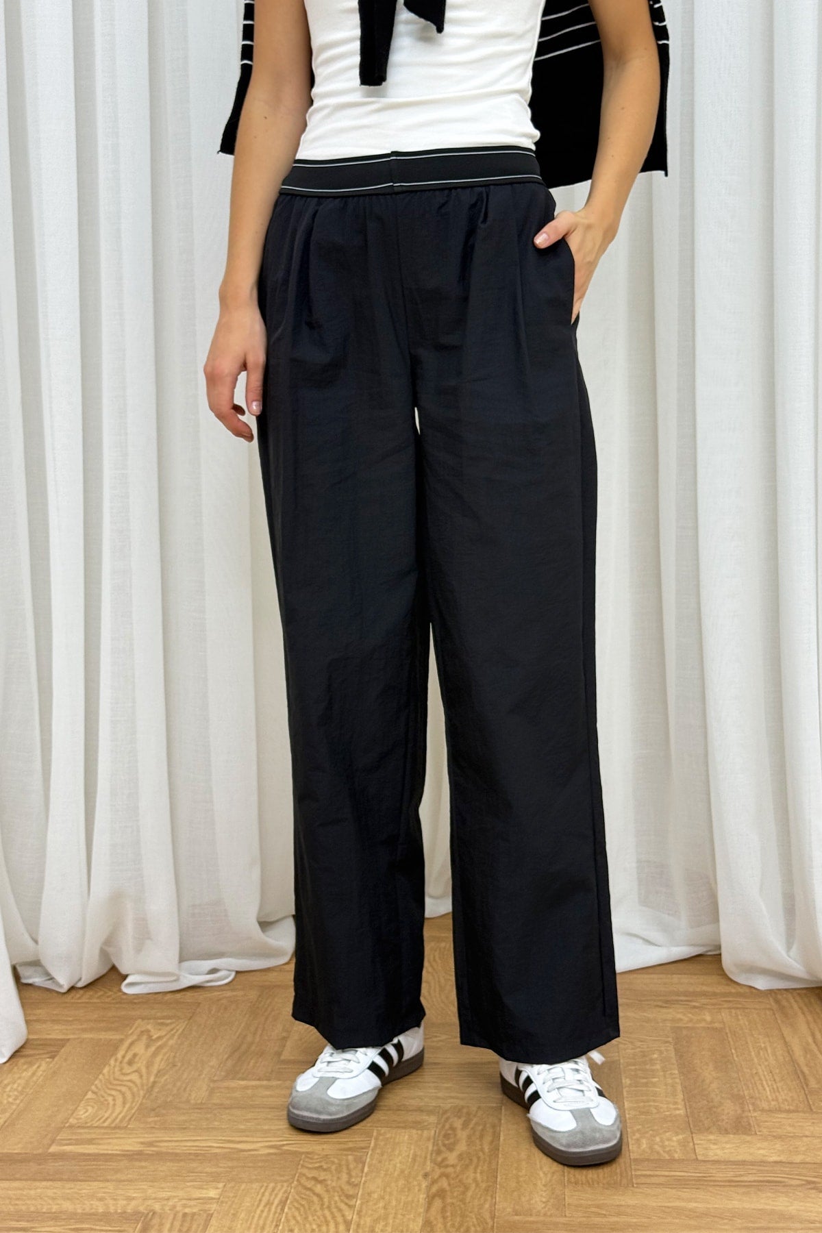 Lastik Detaylı Pantolon 32-2736-1