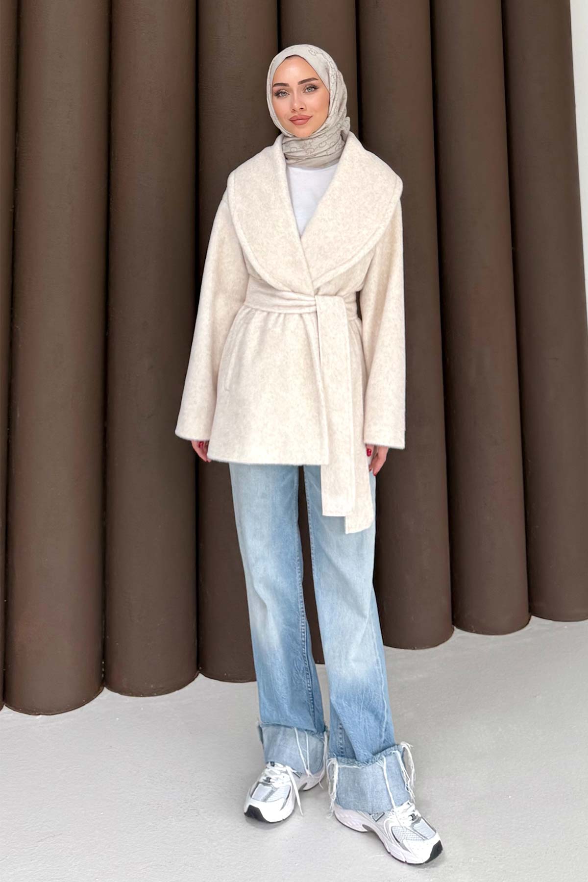 Angora Kuşaklı Kaban 32-2504