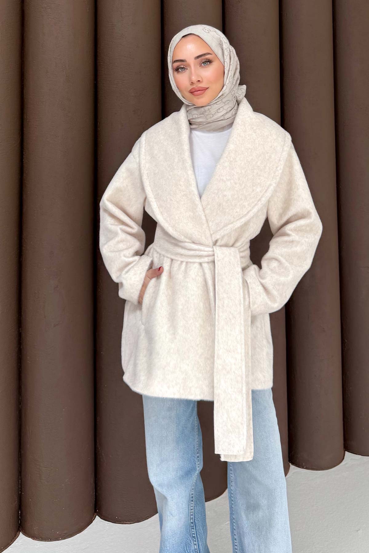 Angora Kuşaklı Kaban 32-2504