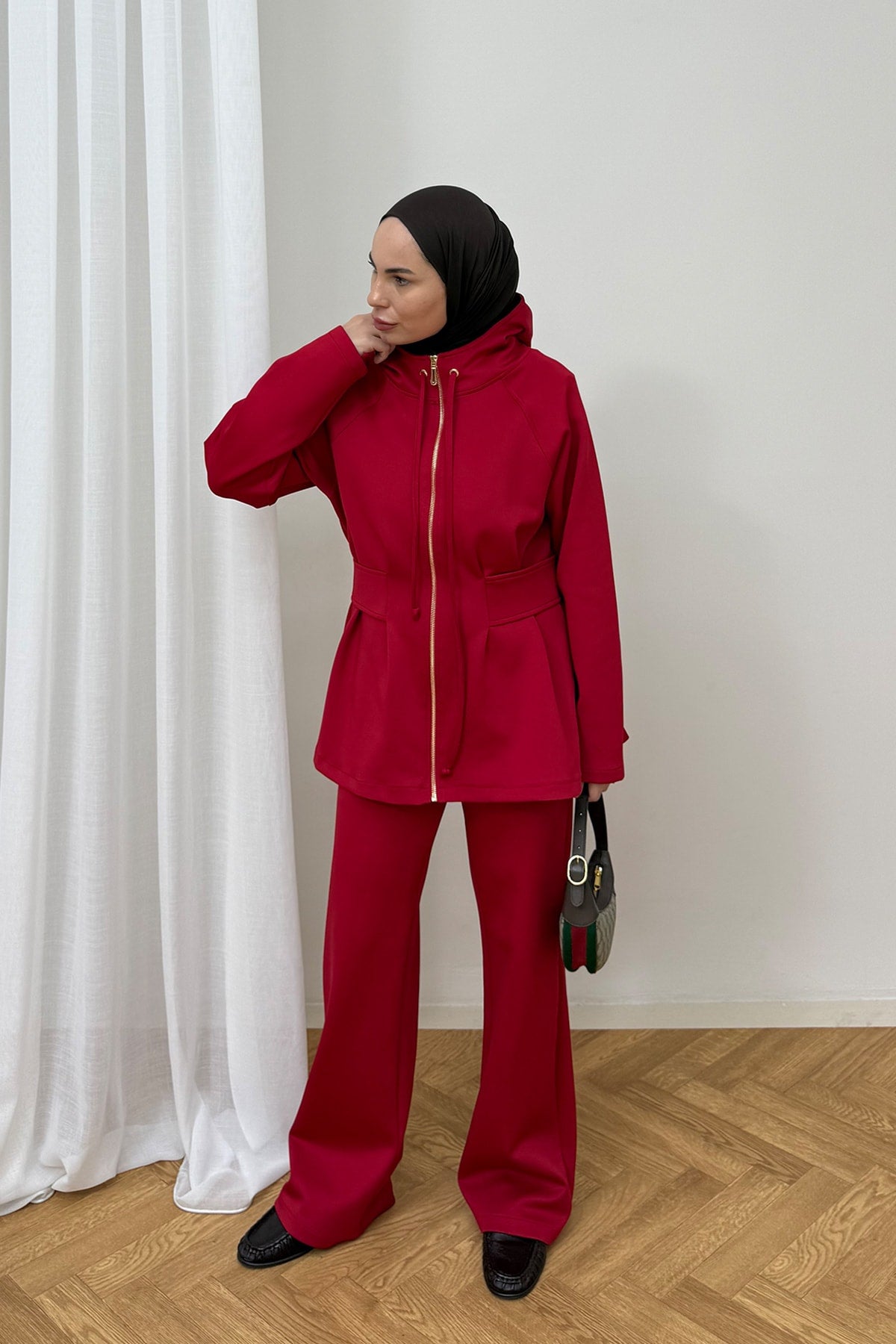 Scuba Detaylı Takım 75-8072