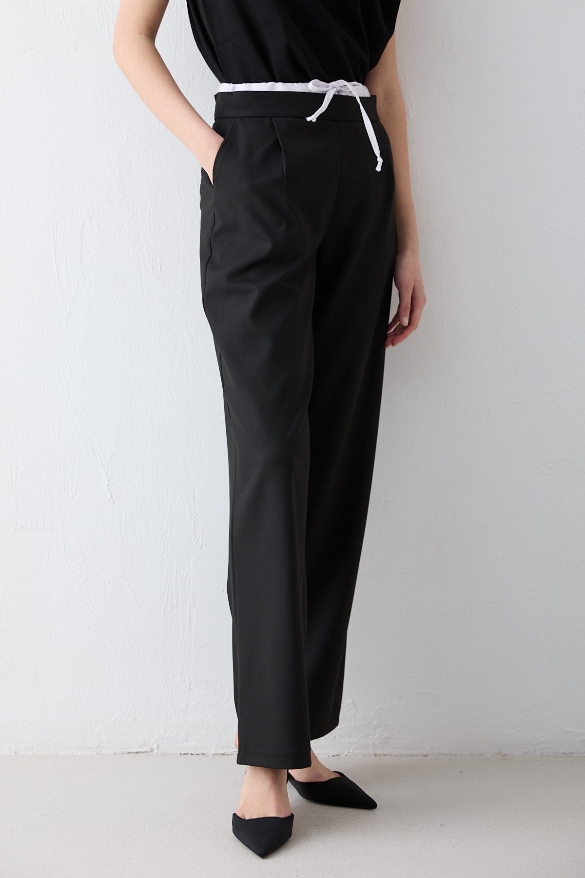 Bel Detaylı Pantolon 32-2699