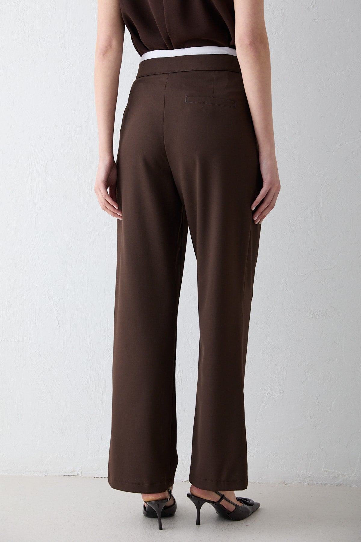 Bel Detaylı Pantolon 32-2699