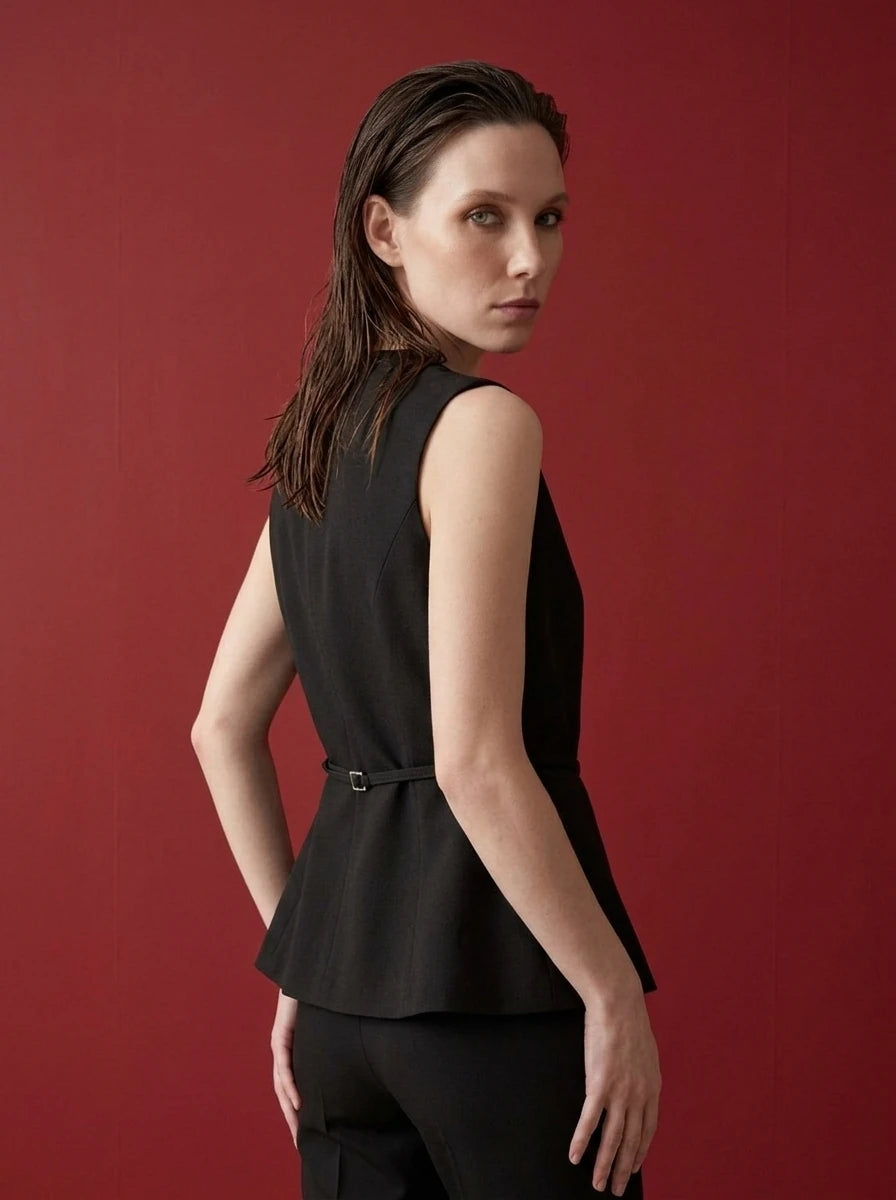 FRAME VEST MODEL