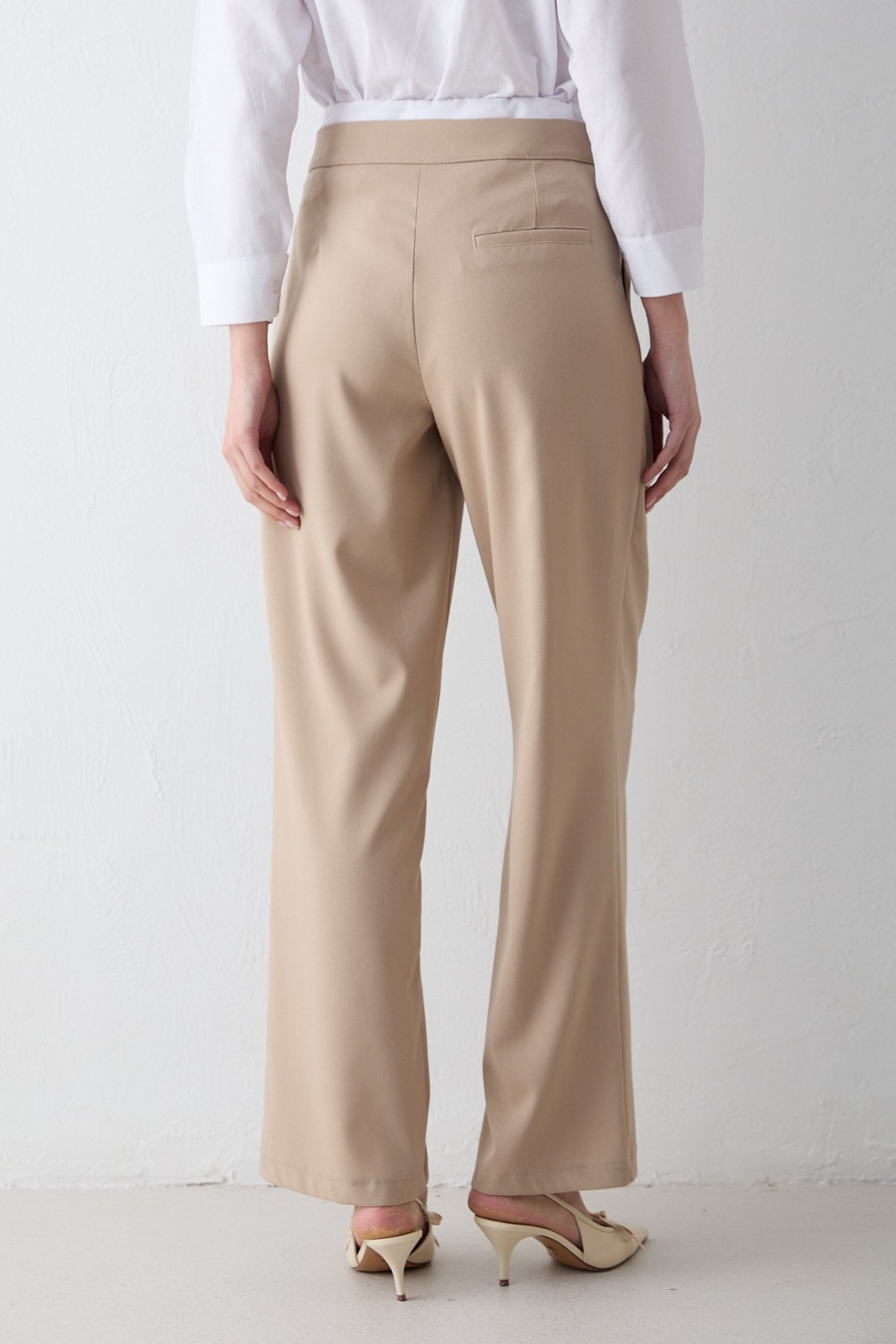 Bel Detaylı Pantolon 32-2699