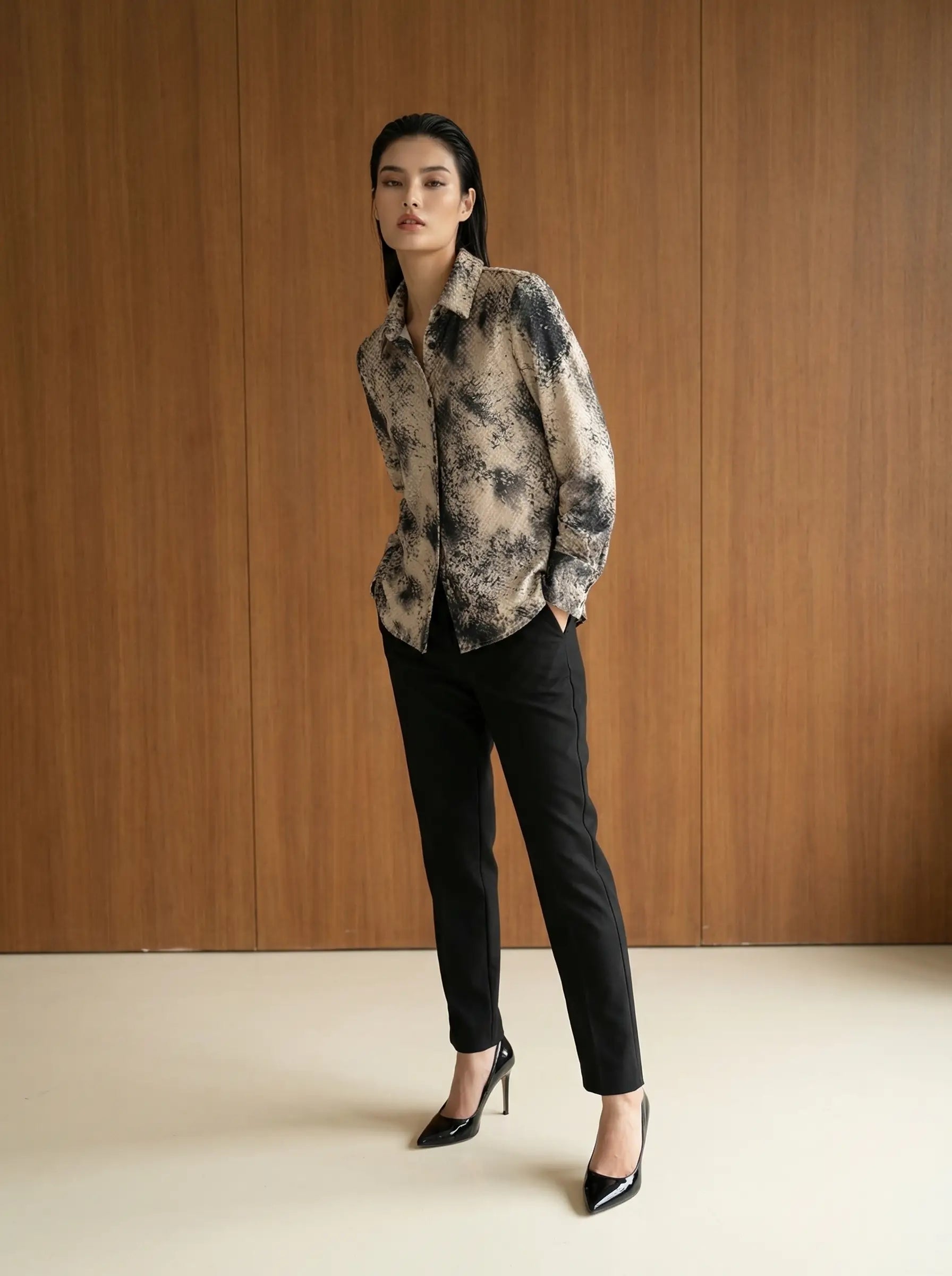 Batik Desen Kadife Gömlek