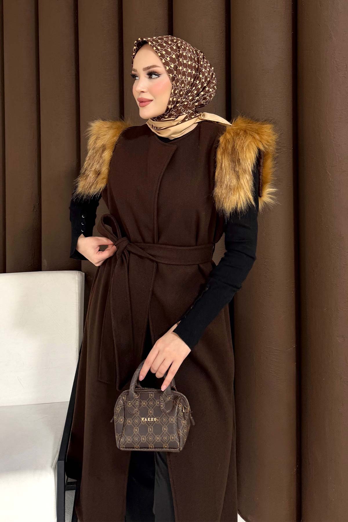 Kürklü Kaşe Yelek 32-3709