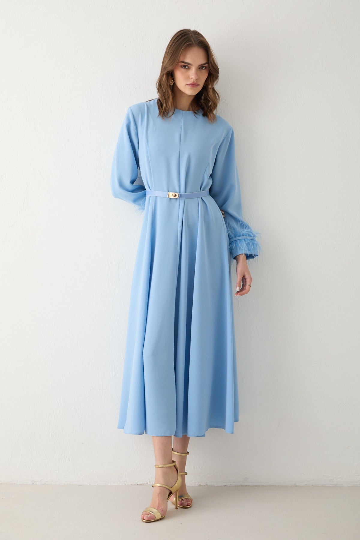 Tüylü Kemerli Elbise 32-2616