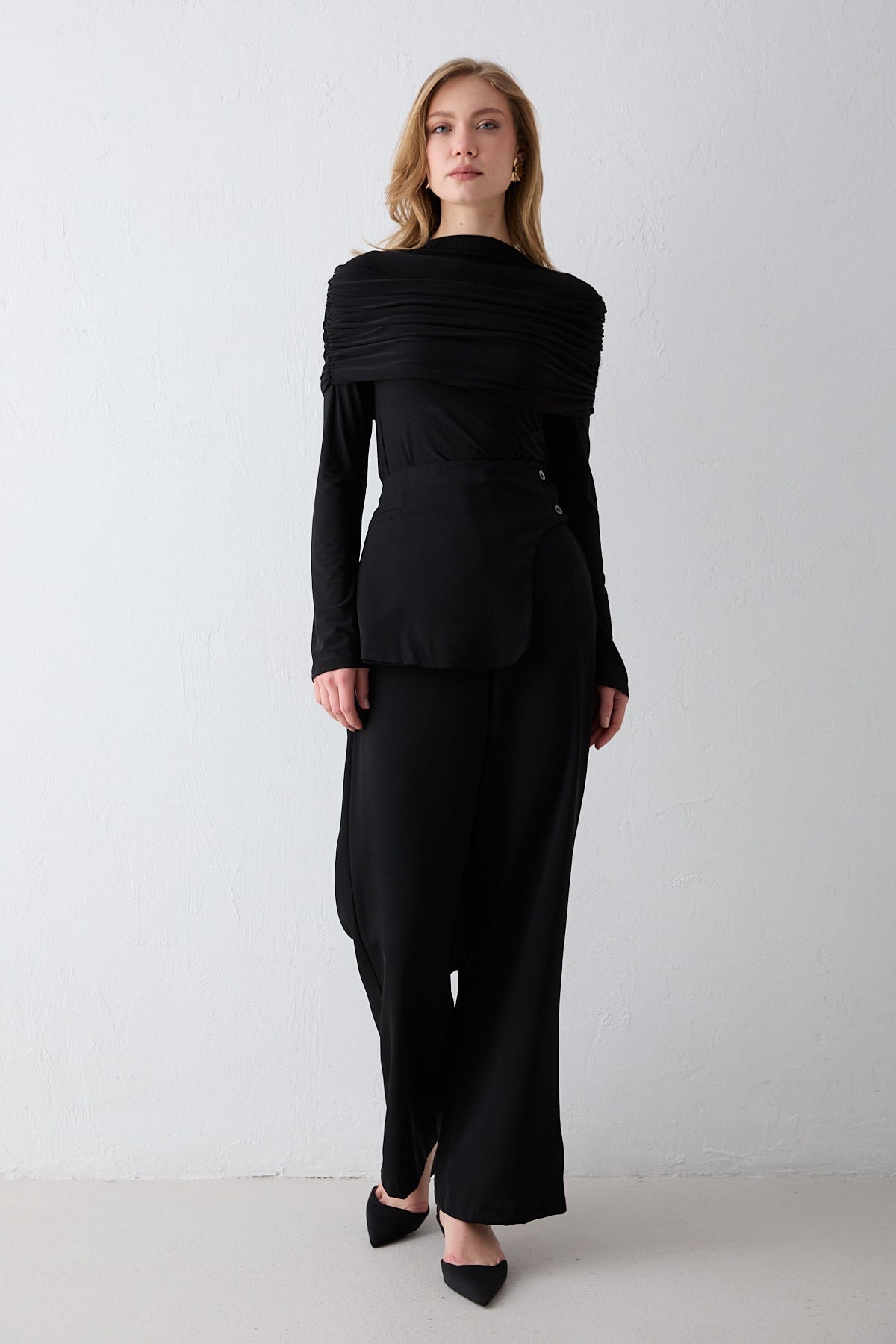 Korsaj Detaylı Pantolon 32-2702