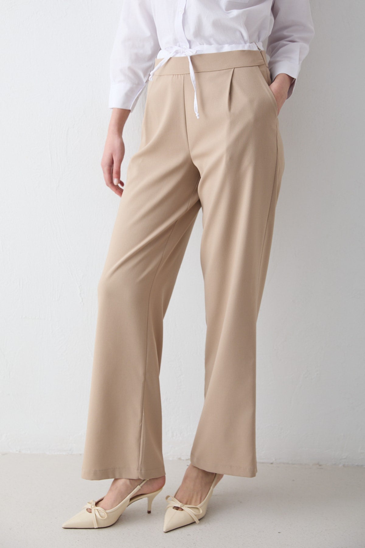 Bel Detaylı Pantolon 32-2699