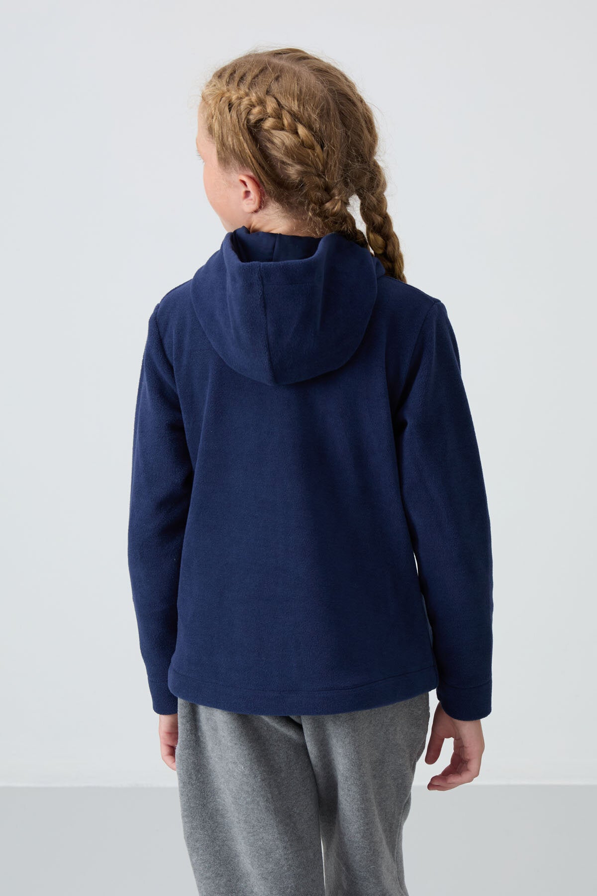 İndigo Kalın Yumuşak Dokulu Standart Fit Nakışlı Polar Kız Çocuk Sweatshirt - 75152