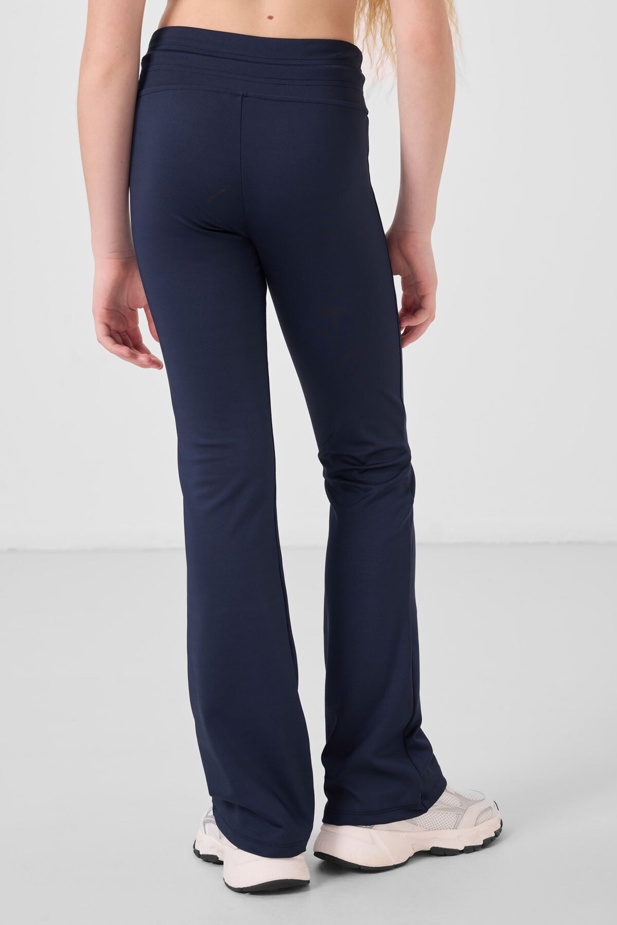 İndigo Esnek Standart Fit Basic Performans İspanyol Paça Kız Çocuk Tayt - 75193