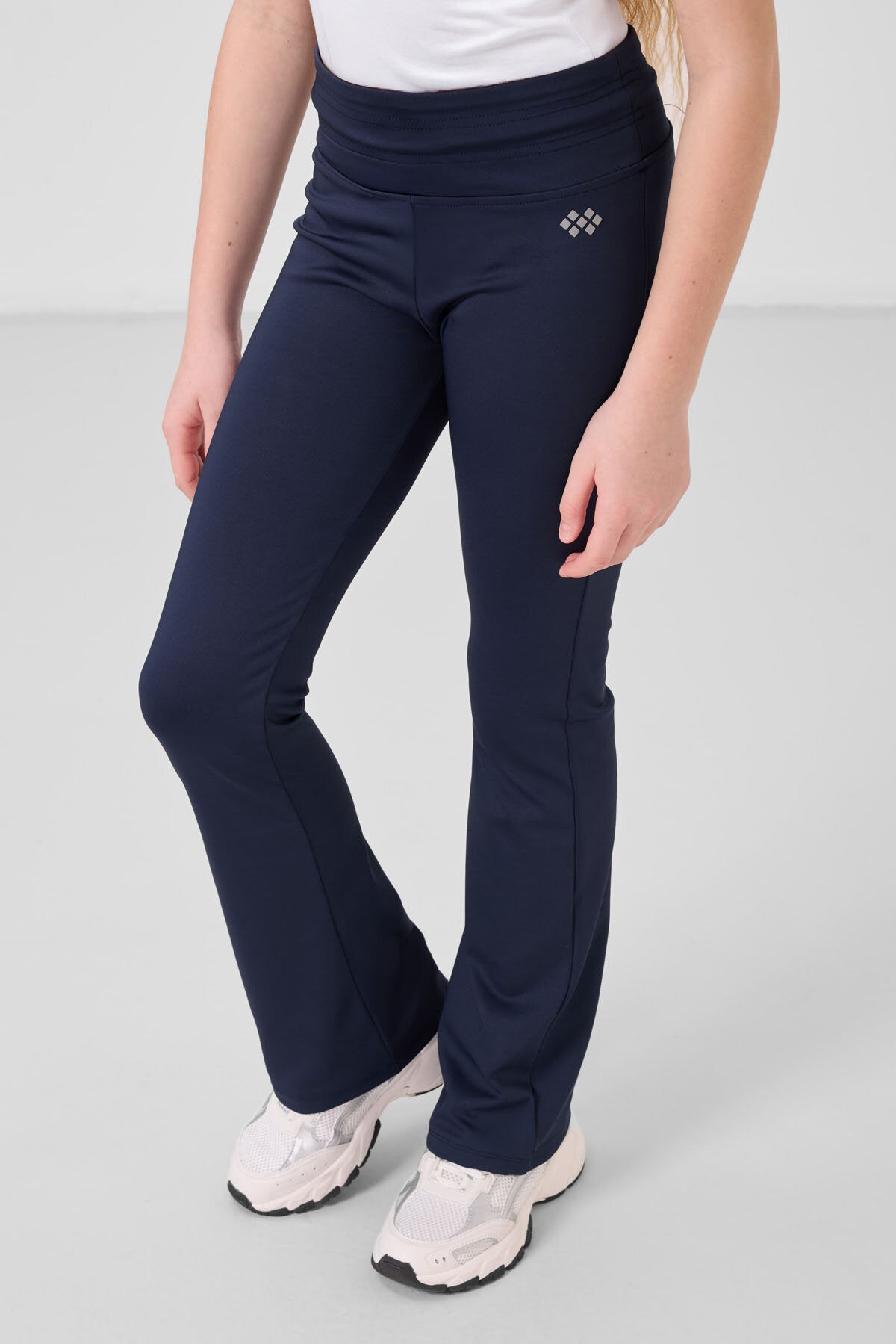 İndigo Esnek Standart Fit Basic Performans İspanyol Paça Kız Çocuk Tayt - 75193