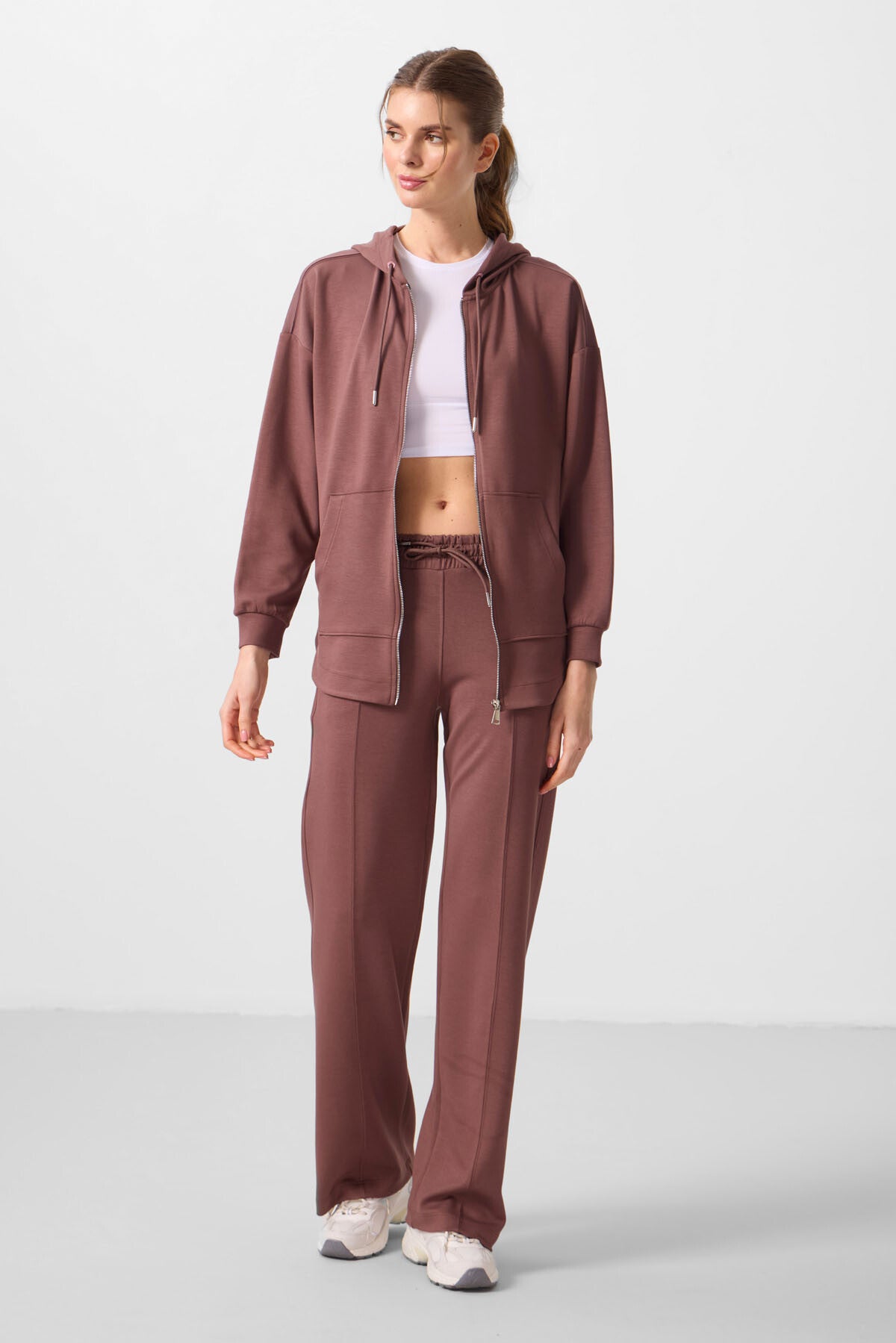 Kahverengi Yumuşak Dokulu Kapüşonlu Oversize Kadın Tunik Sweatshirt - 97302