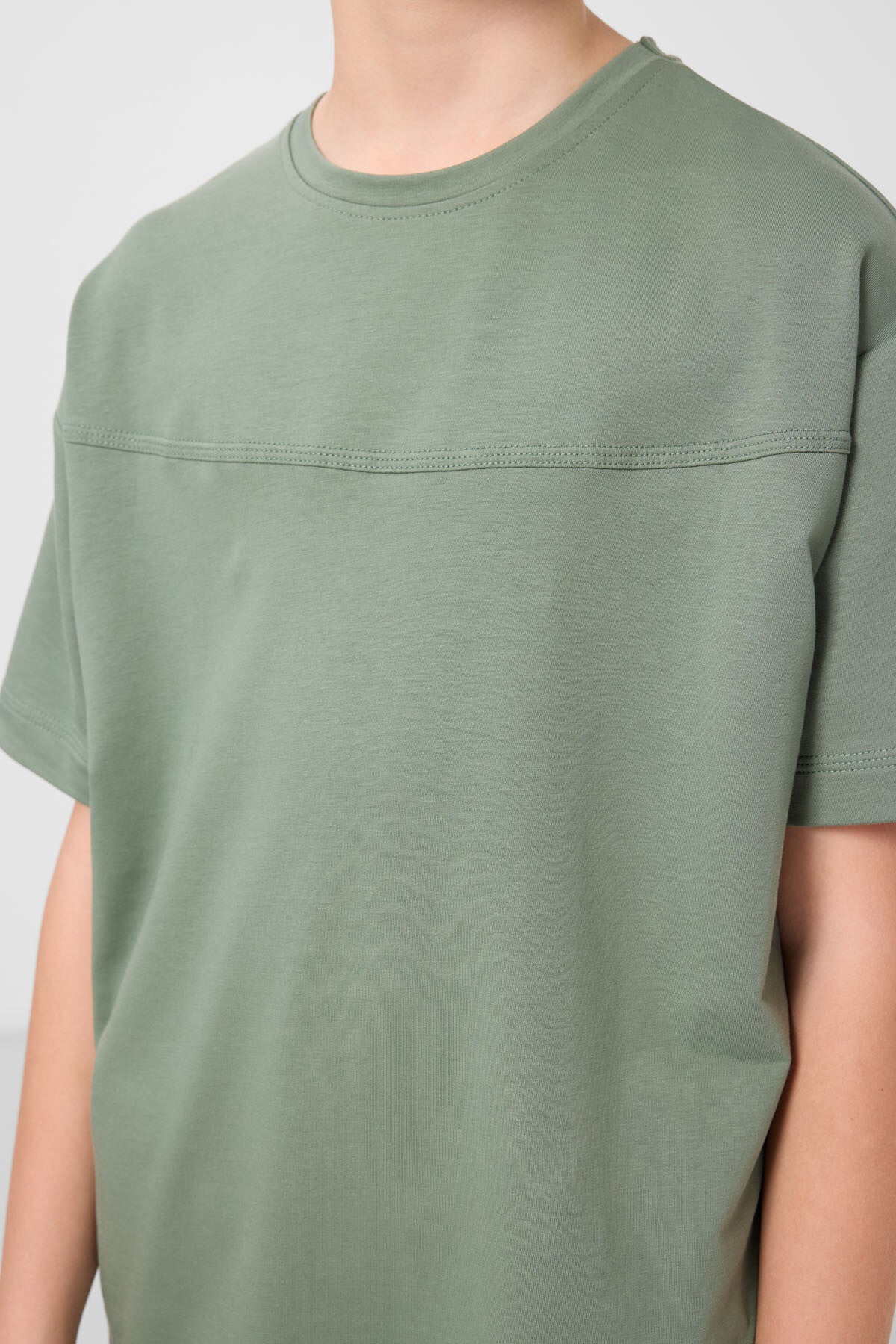 Açık Yeşil-Antrasit Pamuklu Oversize Fit Dokuma Hafif Esnek Chino Erkek Çocuk Şort Takım - 11279