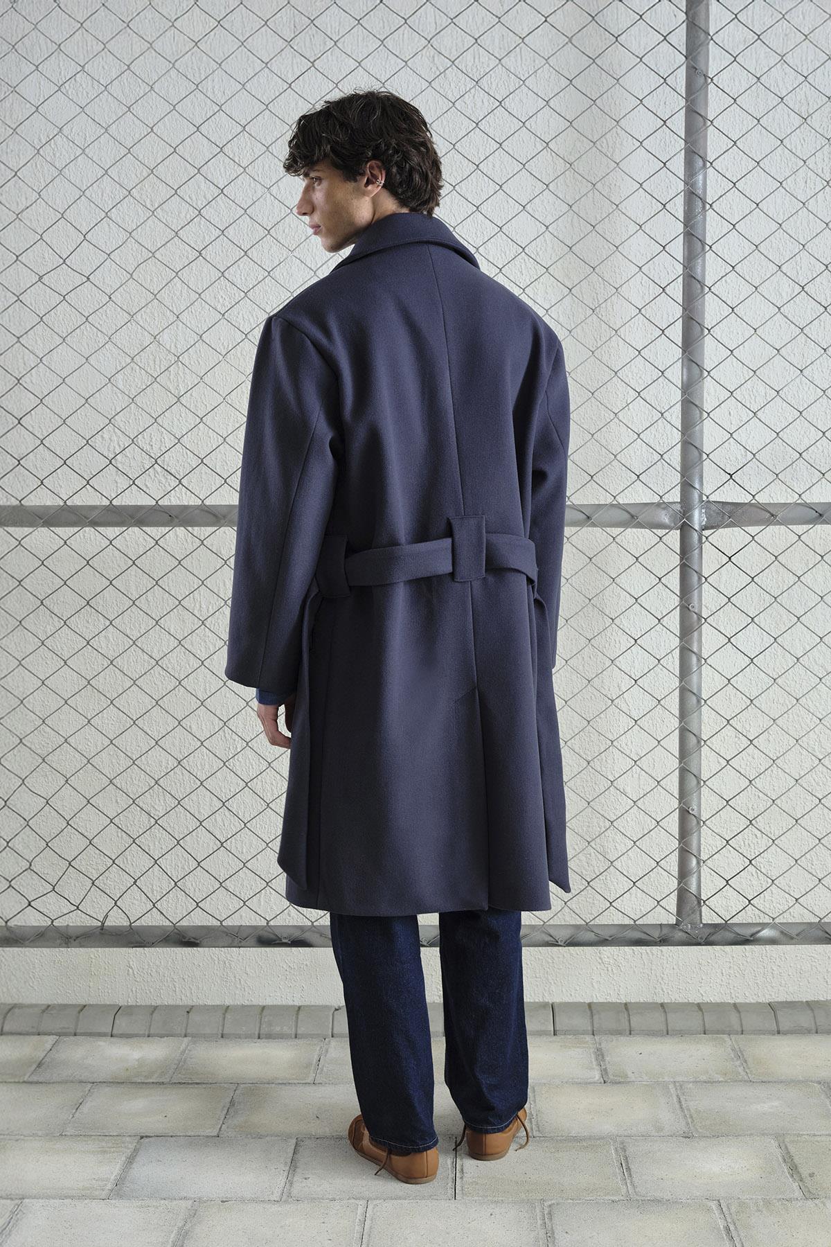 KEMERLİ KAŞE LACİVERT KABAN