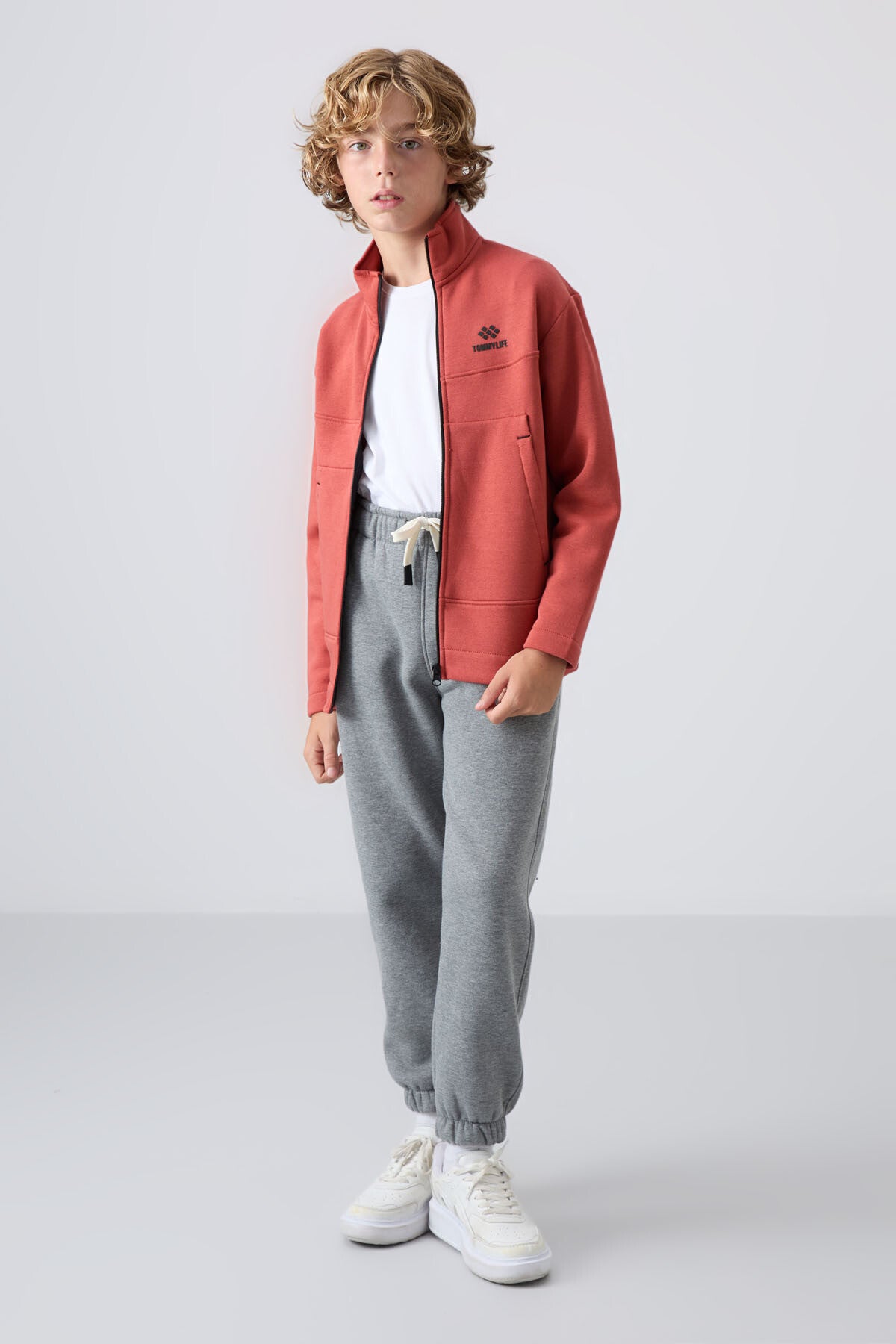 Kiremit Pamuklu Kalın İçi Tüylü Yumuşak Dokulu Standart Fit Nakışlı Erkek Çocuk Sweatshirt - 11245