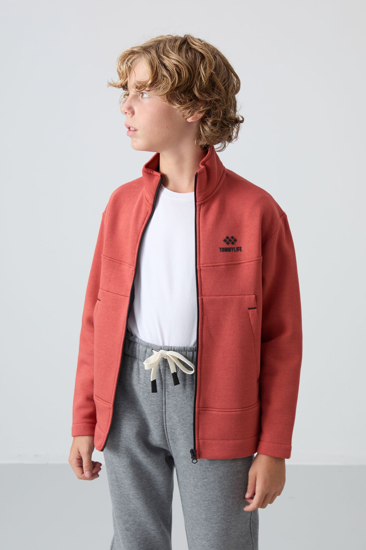 Kiremit Pamuklu Kalın İçi Tüylü Yumuşak Dokulu Standart Fit Nakışlı Erkek Çocuk Sweatshirt - 11245