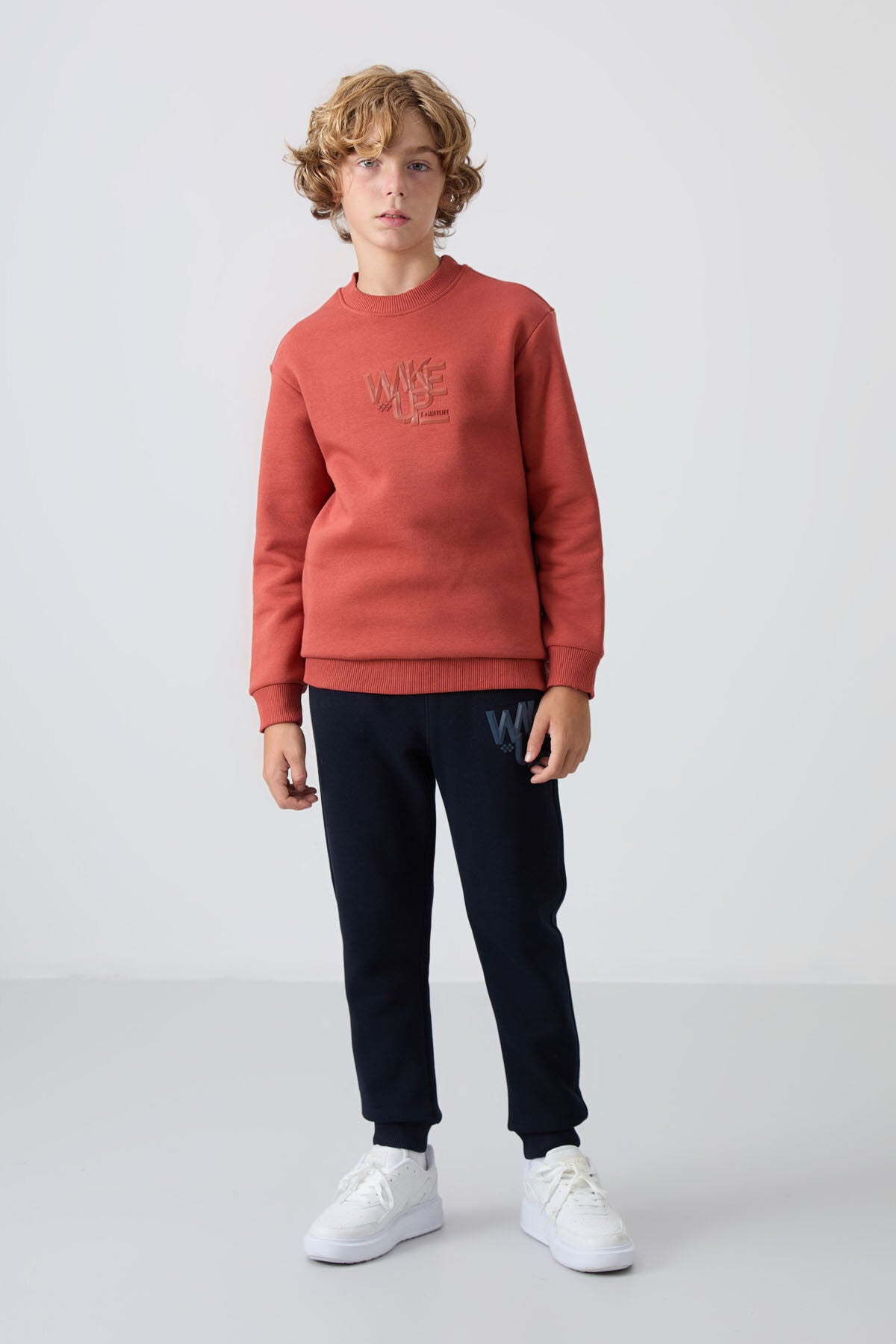 Kiremit-Lacivert Pamuklu Kalın İçi Tüylü Standart Fit Baskılı Erkek Çocuk Eşofman Takım - 11253