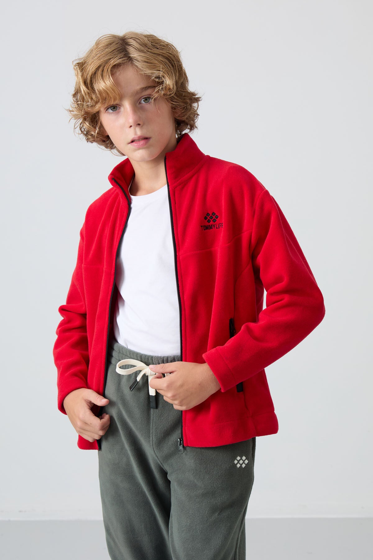 Kırmızı Kalın Yumuşak Dokulu Standart Fit Nakışlı Polar Erkek Çocuk Sweatshirt - 11223