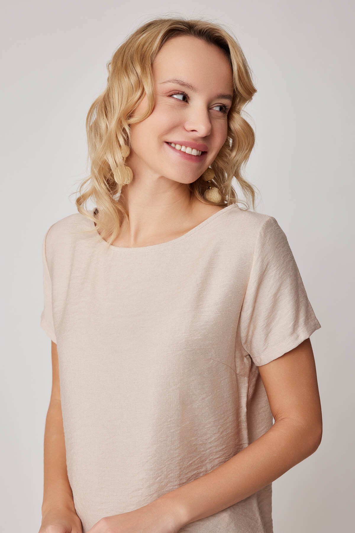 Kısa Kollu Crop Bluz