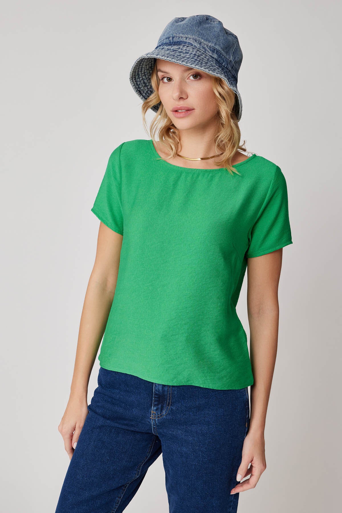 Kısa Kollu Crop Bluz