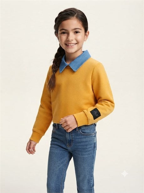 Kız Çocuk Denim Yaka Detaylı Sweatshirt