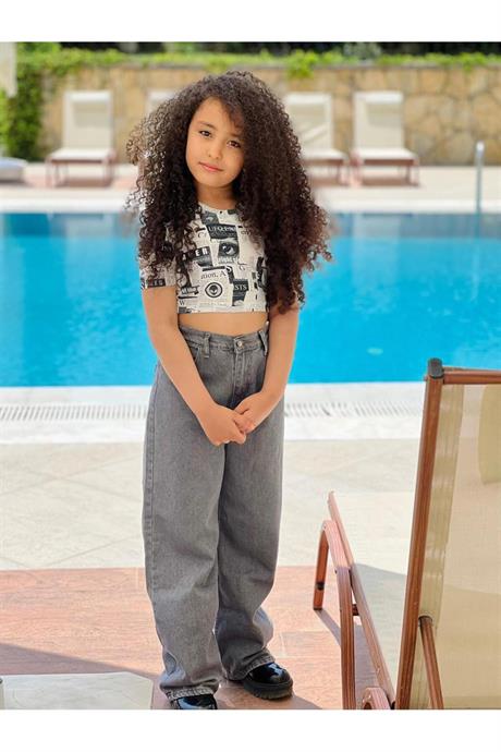 Kız Çocuk Desenli Crop Body Geniş Paça Gri Kot Pantolon 2'li Takım Gri 8 Yaş