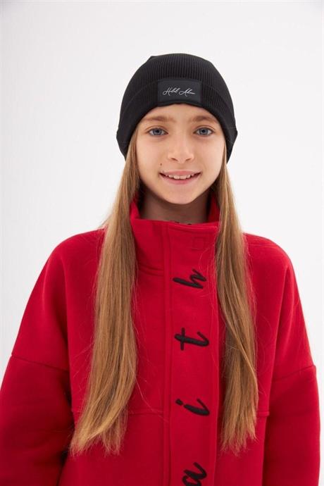 Kız Çocuk Faith Yazılı Üç Iplik Ceket Çelik Interlok Siyah Ispanyol Paça Pantolon Bere 3'lü Takım Kırmızı 6 Yaş