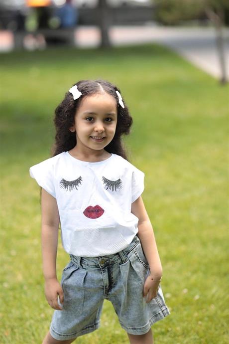 Kız Çocuk File Cep Detaylı Bluz Mom Kot Şort Ikili Takım