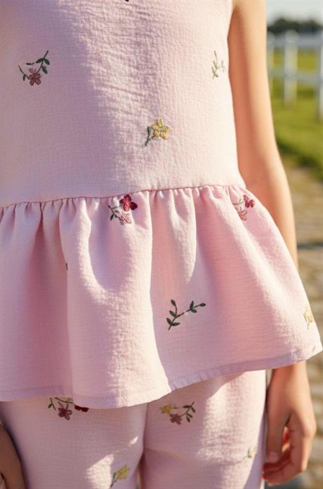 Kız Çocuk Gipeli Çiçek Nakışlı Askılı Takım Pembe 8 Yaş