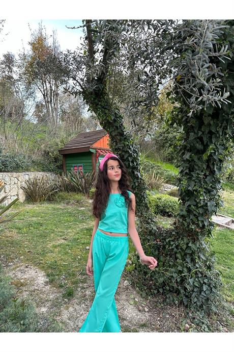 Kız Çocuk Gül Detaylı Keten Takım