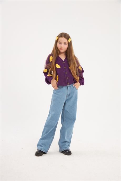 Kız Çocuk İşlemeli Limon Motifli triko Hırka Geniş Paça Kot Pantolon Saç Tokası 3'lü Takım Mor 6 Yaş